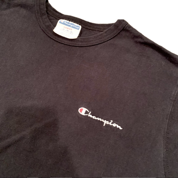 Champion Embroidered Chest Logo Tee Size Large - Picture 1 of 4